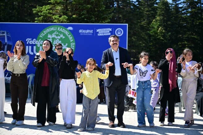 Yıldırımlı kadınların Uludağ keyfi