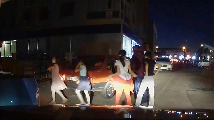 'Yok artık' dedirten görüntüler! Dışarıdan 5 kişilik ama...