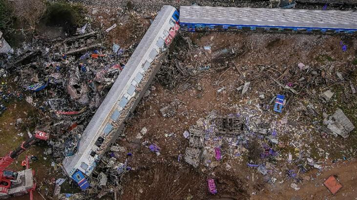 Yunanistan'da tren kazası sonrası yeni karar! Günler sonra başlayacak