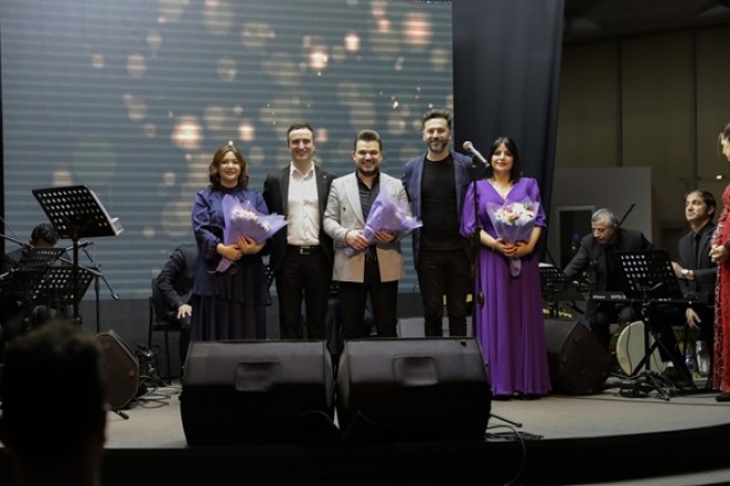 ‘Yüreğimizdeki Ezgiler’ gönüllere dokundu