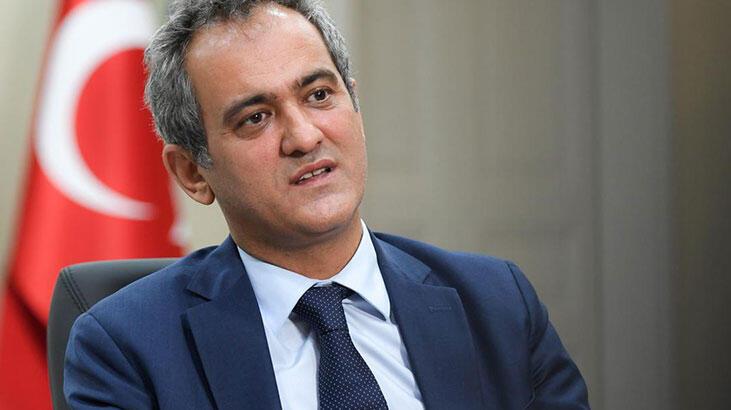 Yüz yüze eğitime geçiş sürecindeki projeler kitaplaştırıldı