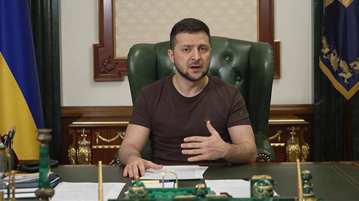 Zelenskiy: Roketler NATO'nun 20 kilometre uzağına düştü