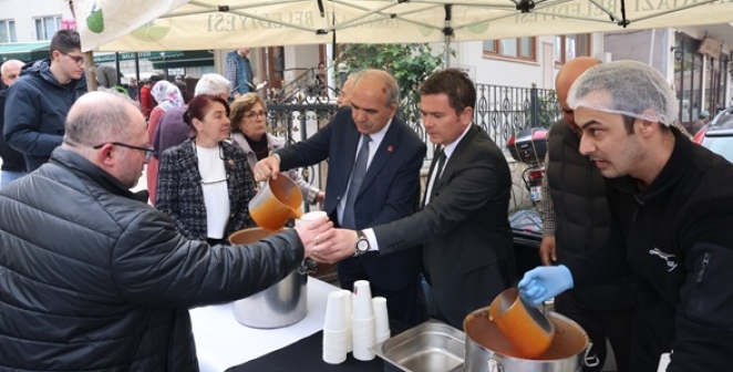 Başkan Aydın’ın Cuma Durağı Muradiye Mahallesi Oldu