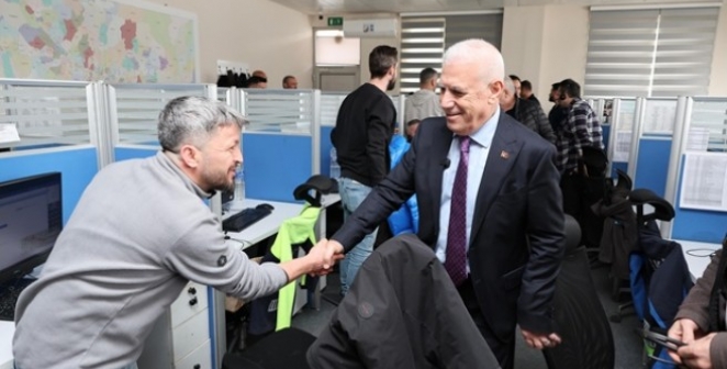Başkan Bozbey, BUSKİ personeliyle bayramlaştı